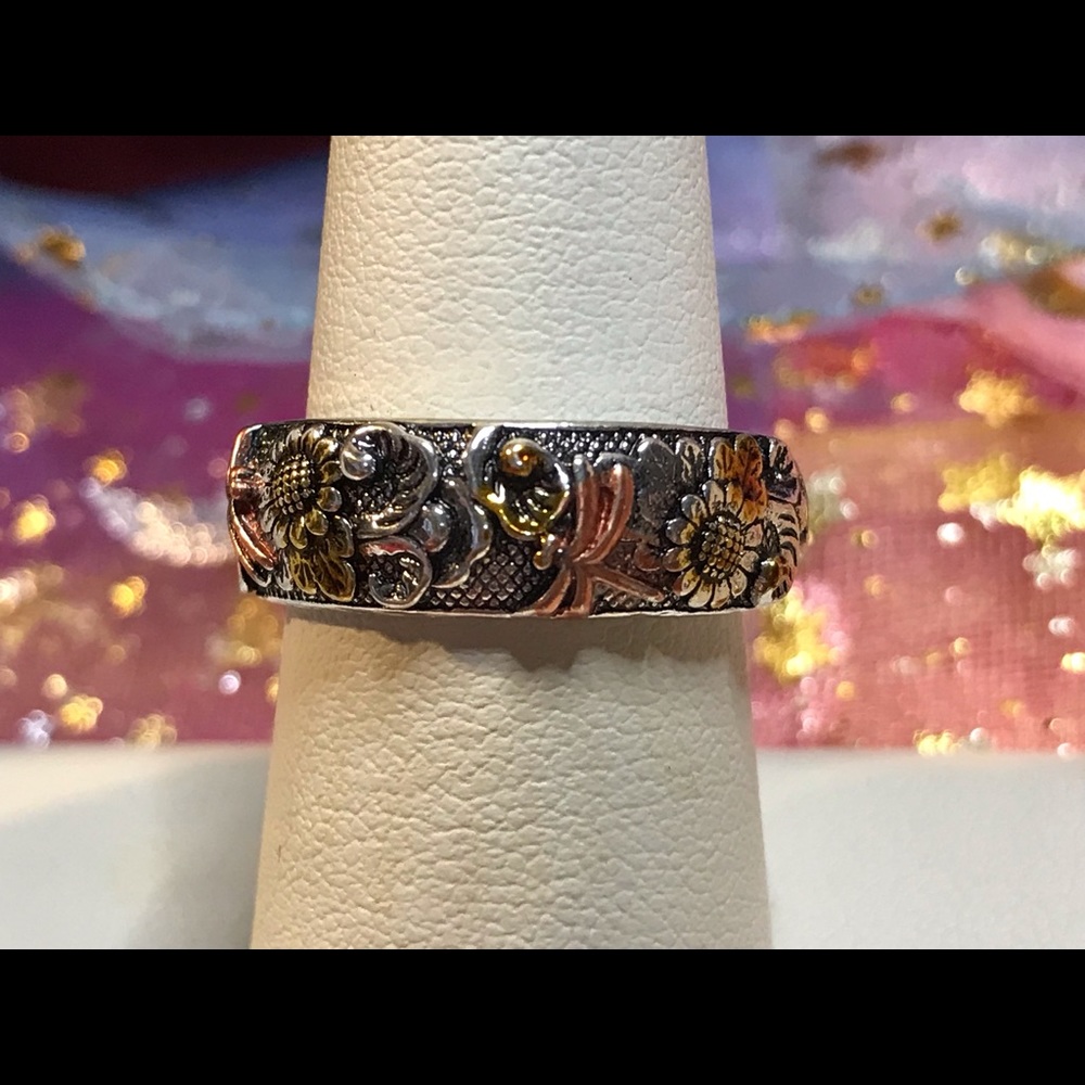 New 925 Dragonfly and Daisies Ring Sz 7, 8, 9